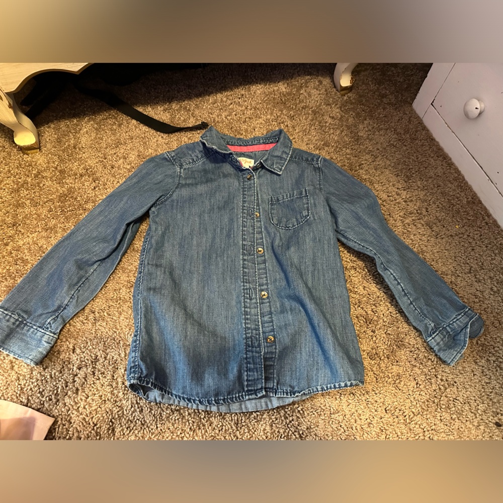 Button up kids shirt